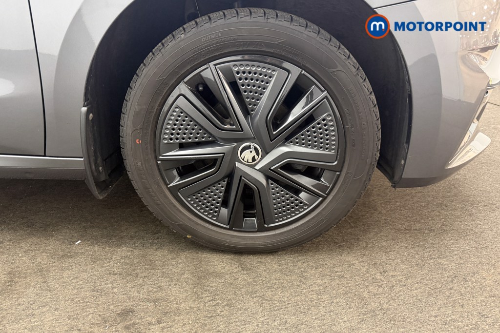 Skoda Fabia Colour Edition Manual Petrol Hatchback - Stock Number (1614638) - 18th supplementary image