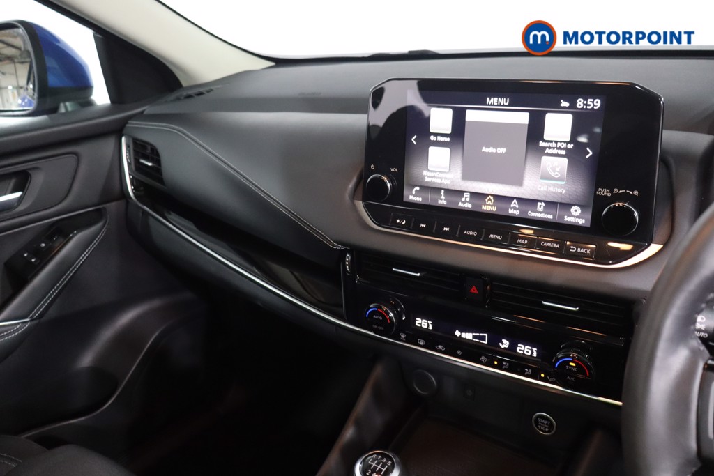 Nissan Qashqai Premiere Edition Manual Petrol SUV - Stock Number (1614642) - 4th supplementary image
