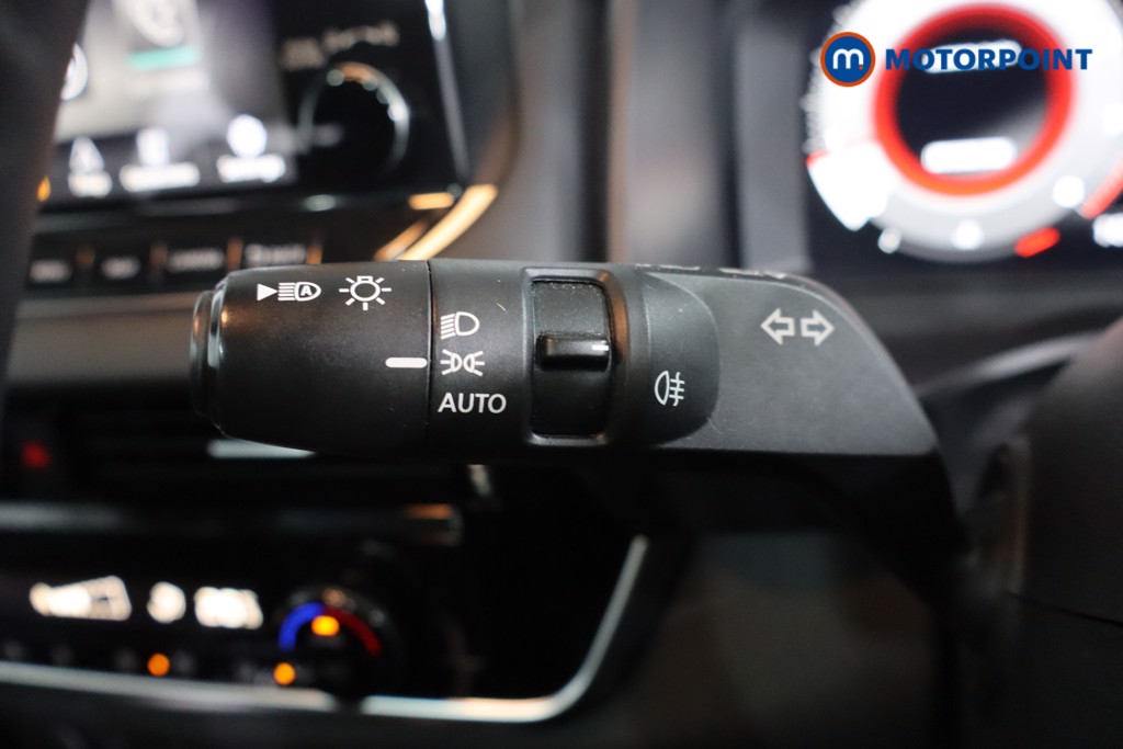 Nissan Qashqai Premiere Edition Manual Petrol SUV - Stock Number (1614642) - 15th supplementary image