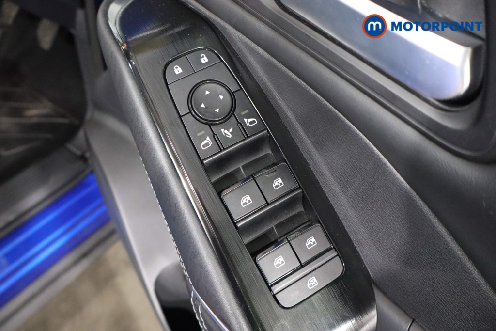 Nissan Qashqai Premiere Edition Manual Petrol SUV - Stock Number (1614642) - 18th supplementary image