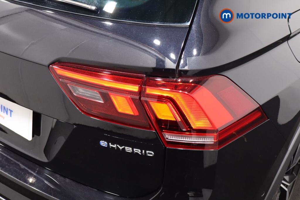 Volkswagen Tiguan R-Line Automatic Petrol Plug-In Hybrid SUV - Stock Number (1614660) - 27th supplementary image