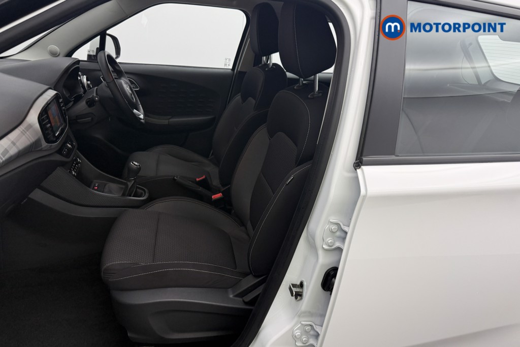 Mg Motor Uk MG3 Excite Manual Petrol Hatchback - Stock Number (1614765) - 2nd supplementary image