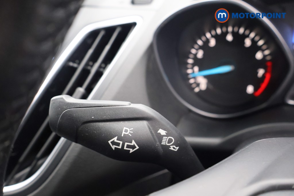 Ford C-Max Titanium Manual Petrol People Carrier - Stock Number (1615023) - 5th supplementary image