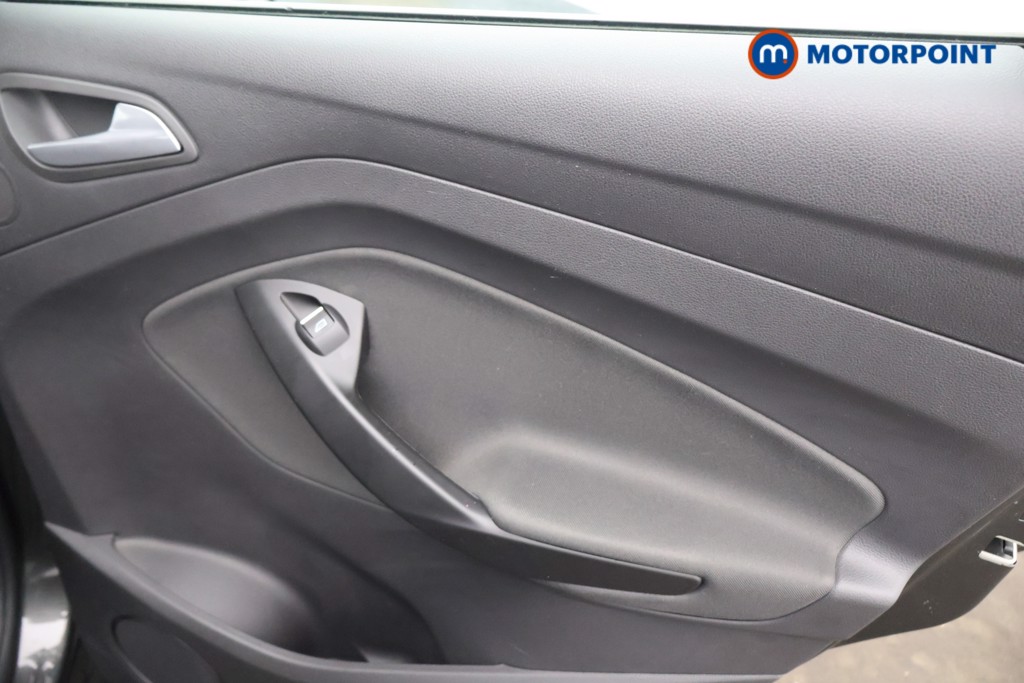 Ford C-Max Titanium Manual Petrol People Carrier - Stock Number (1615023) - 17th supplementary image