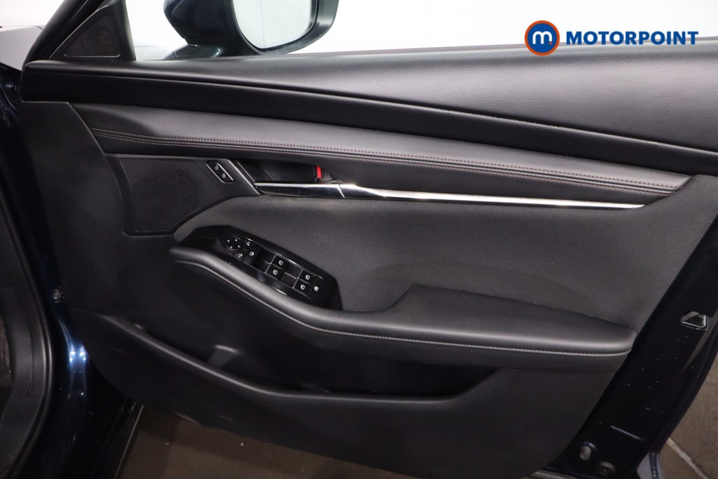 Mazda 3 Sport Lux Manual Petrol Saloon - Stock Number (1598497) - 21st supplementary image