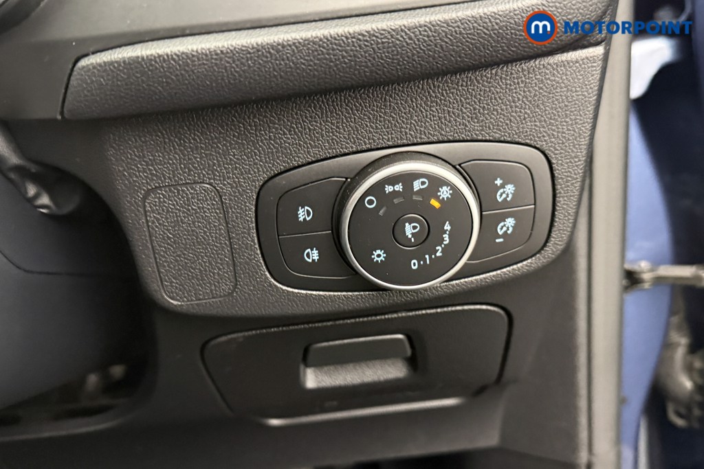 Ford Focus Titanium Manual Petrol Estate - Stock Number (1599071) - 15th supplementary image