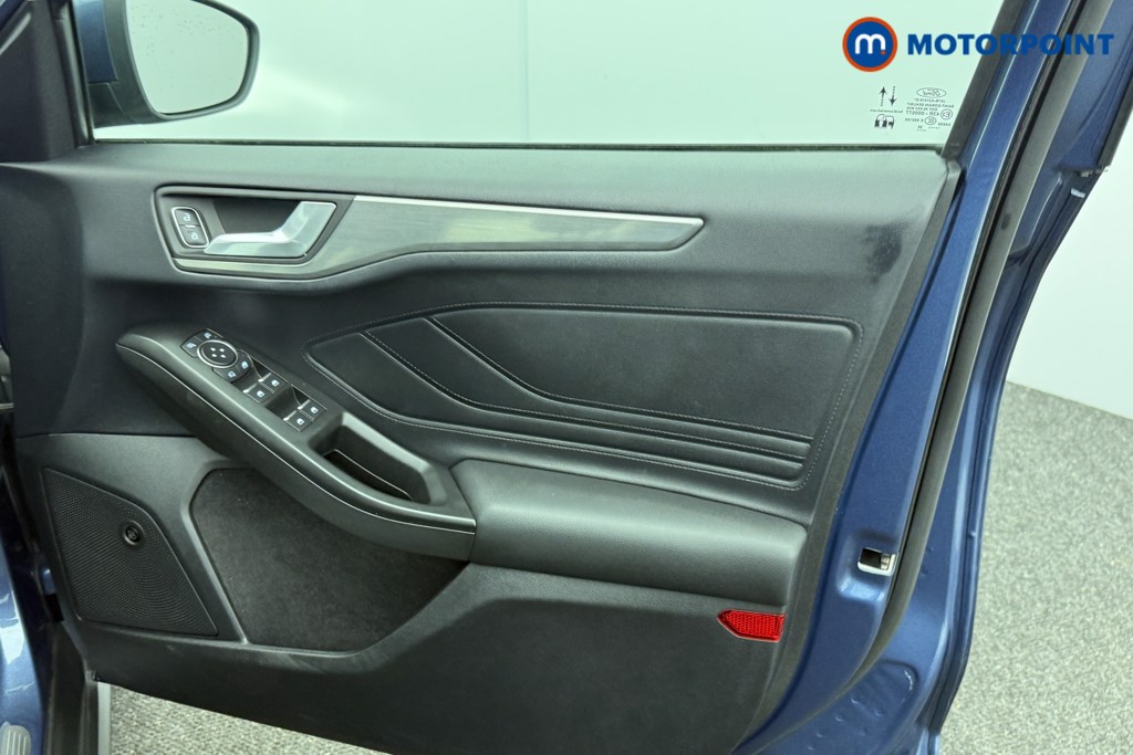 Ford Focus Titanium Manual Petrol Estate - Stock Number (1599071) - 17th supplementary image