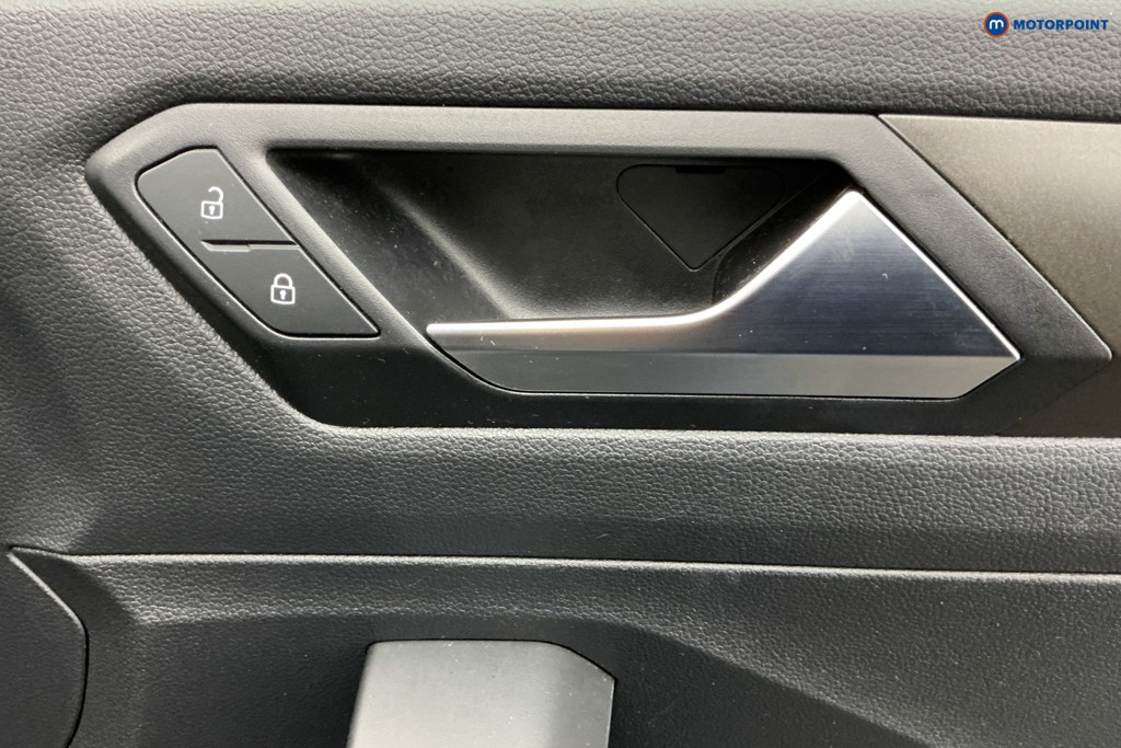 Volkswagen T-Roc SE Manual Petrol SUV - Stock Number (1603880) - 25th supplementary image