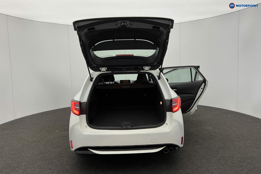 Toyota Corolla Icon Tech Automatic Petrol-Electric Hybrid Estate - Stock Number (1604365) - 5th supplementary image