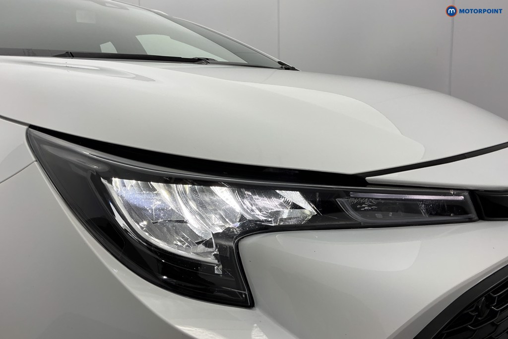 Toyota Corolla Icon Tech Automatic Petrol-Electric Hybrid Estate - Stock Number (1604365) - 30th supplementary image