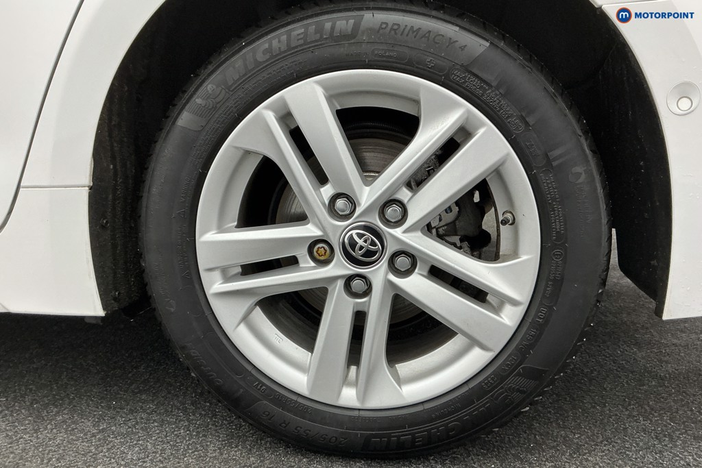 Toyota Corolla Icon Tech Automatic Petrol-Electric Hybrid Estate - Stock Number (1604365) - 40th supplementary image