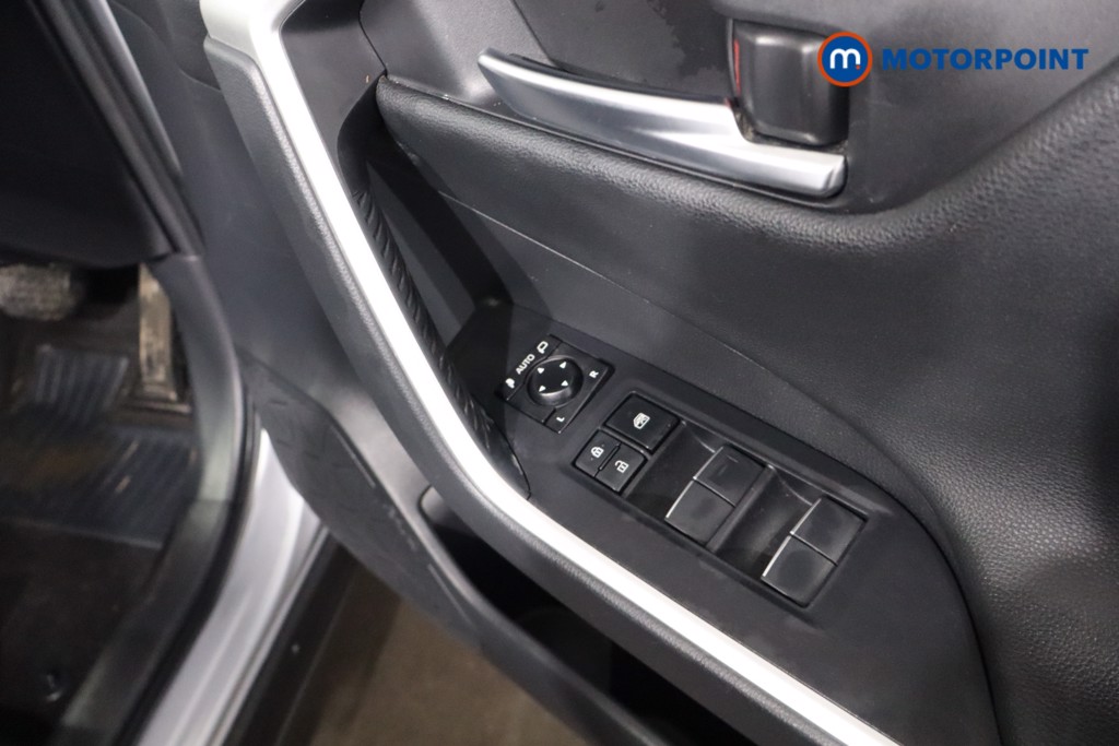 Toyota Rav4 Icon Automatic Petrol-Electric Hybrid SUV - Stock Number (1605090) - 21st supplementary image