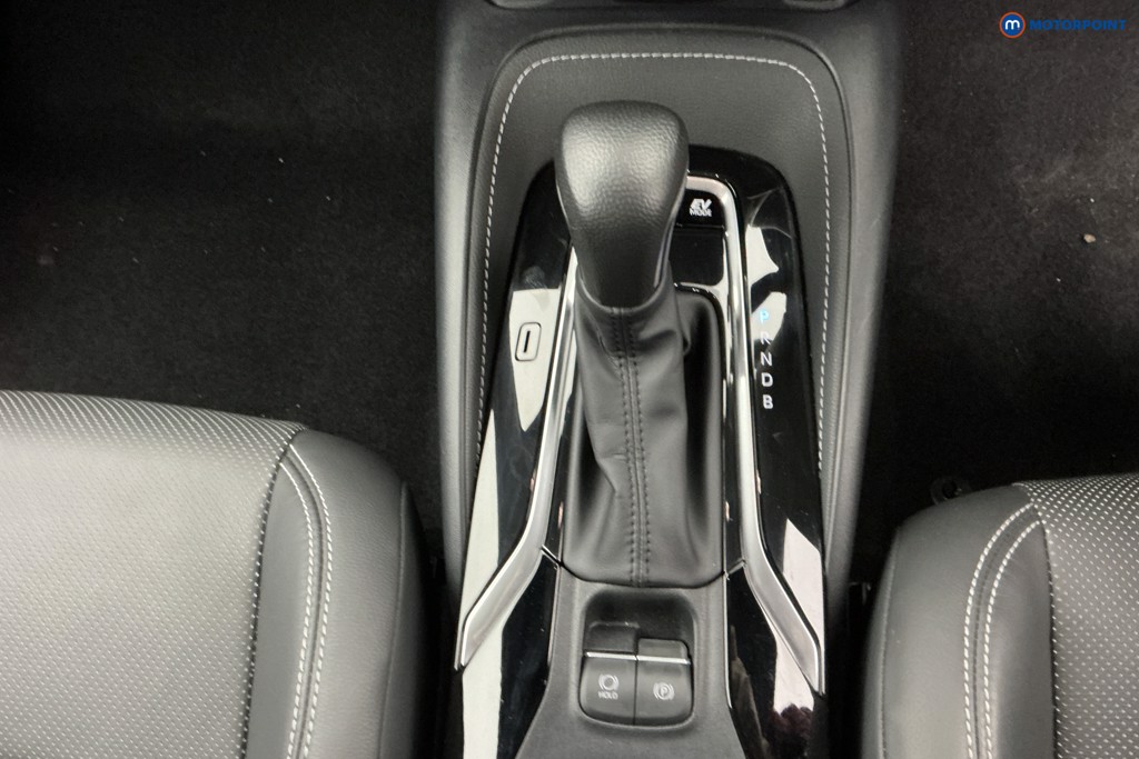 Toyota Corolla Excel Automatic Petrol-Electric Hybrid Estate - Stock Number (1605442) - 21st supplementary image