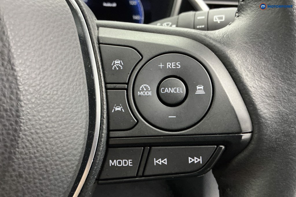 Toyota Corolla Excel Automatic Petrol-Electric Hybrid Estate - Stock Number (1605442) - 26th supplementary image