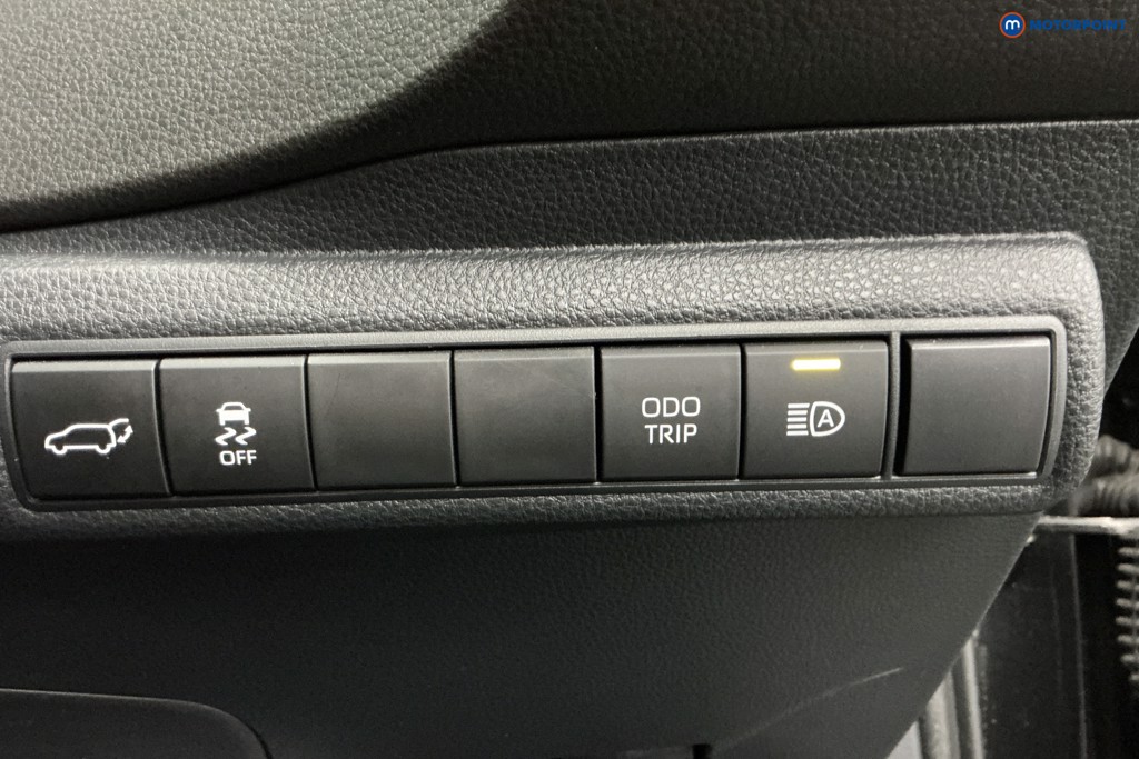 Toyota Corolla Excel Automatic Petrol-Electric Hybrid Estate - Stock Number (1605442) - 27th supplementary image