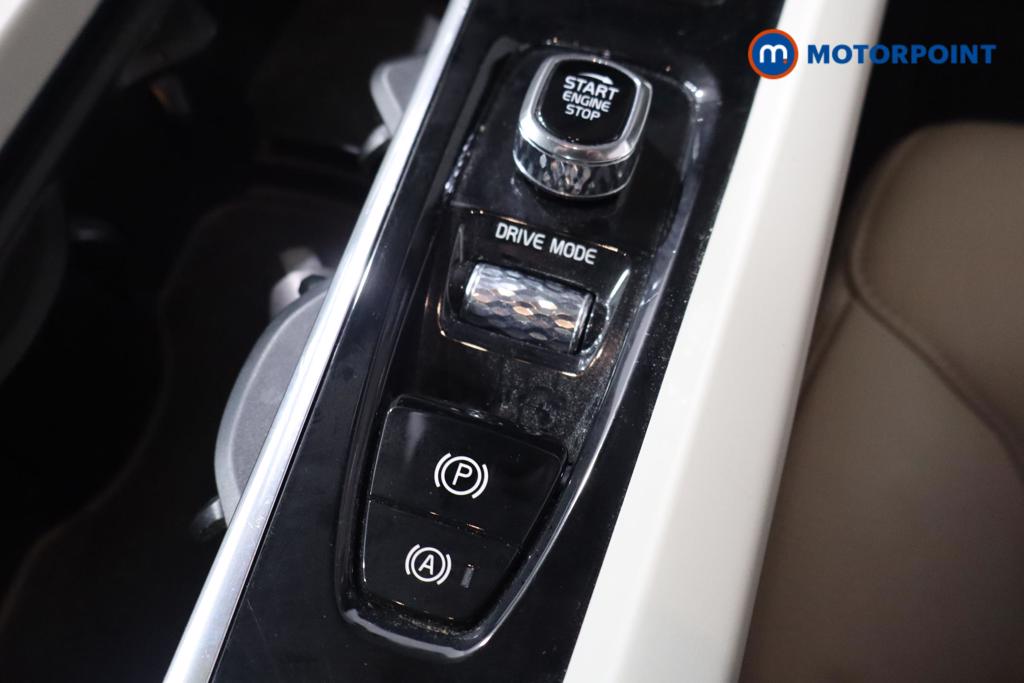 Volvo Xc60 Inscription Expression Automatic Petrol Plug-In Hybrid SUV - Stock Number (1605586) - 6th supplementary image