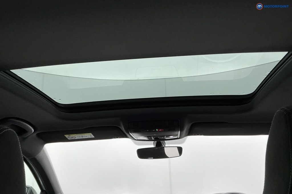 Skoda Karoq Sport Line Automatic Petrol SUV - Stock Number (1607147) - 16th supplementary image