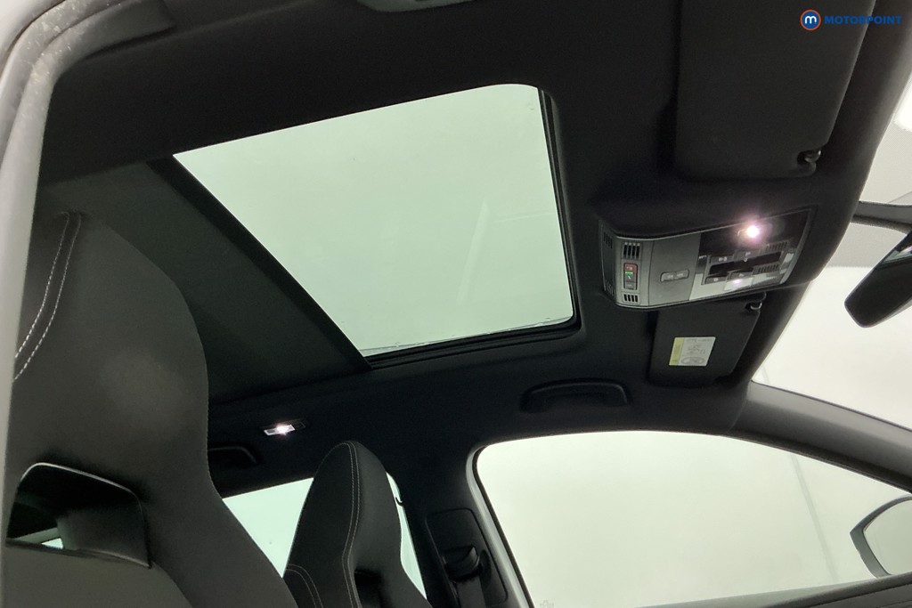 Skoda Karoq Sport Line Automatic Petrol SUV - Stock Number (1607147) - 17th supplementary image