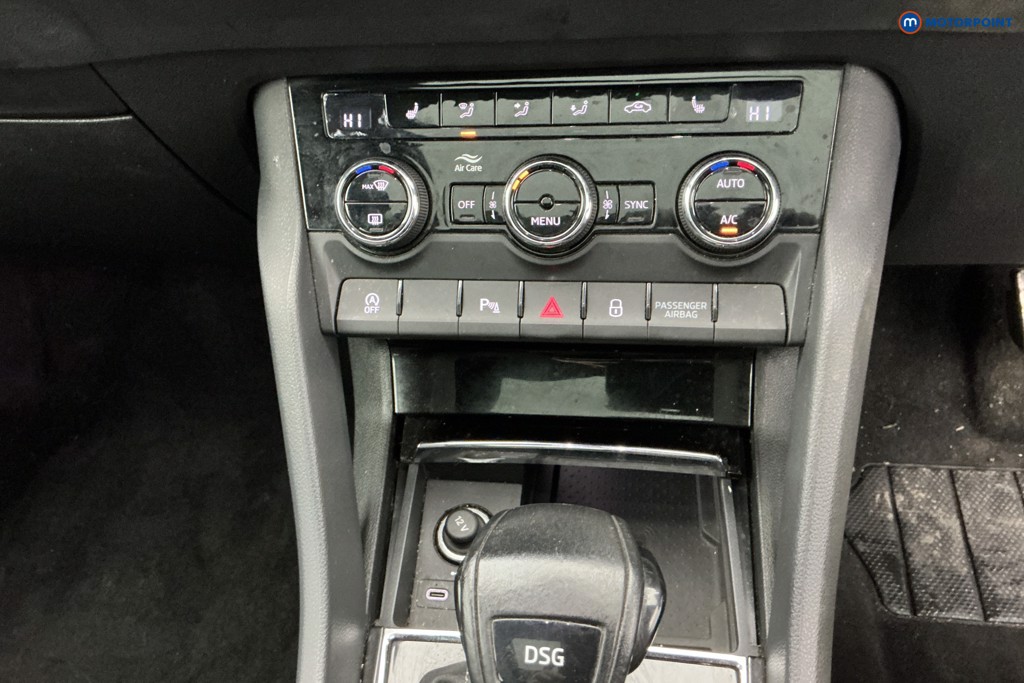 Skoda Karoq Sport Line Automatic Petrol SUV - Stock Number (1607147) - 22nd supplementary image