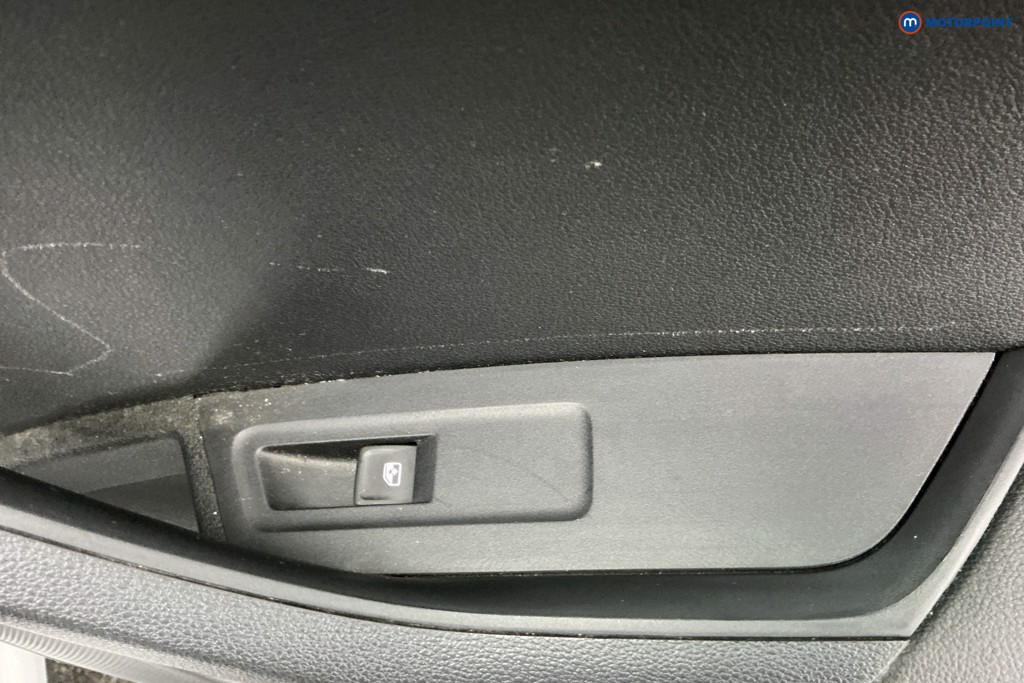 Skoda Karoq Sport Line Automatic Petrol SUV - Stock Number (1607147) - 31st supplementary image