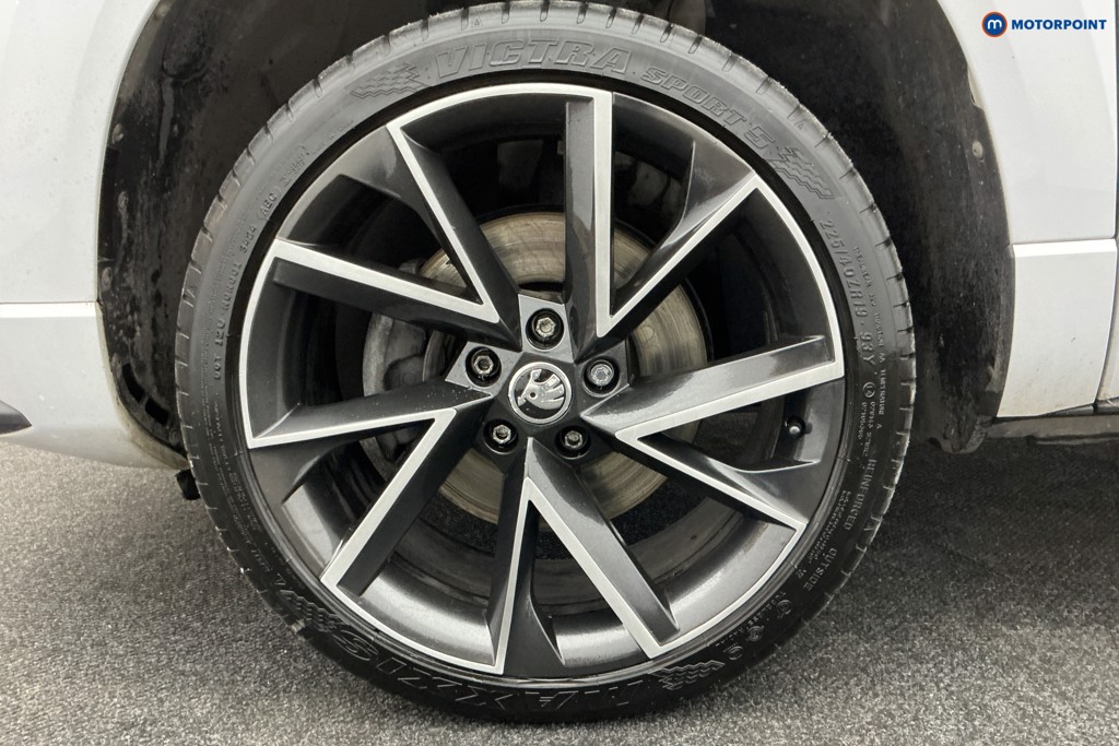 Skoda Karoq Sport Line Automatic Petrol SUV - Stock Number (1607147) - 39th supplementary image