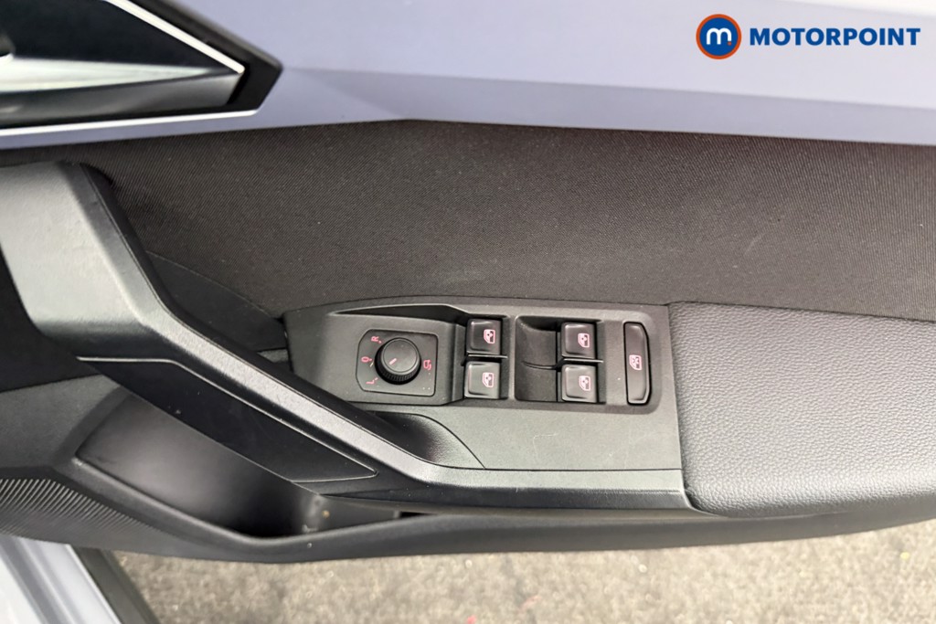 Seat Arona FR Manual Petrol SUV - Stock Number (1607887) - 17th supplementary image