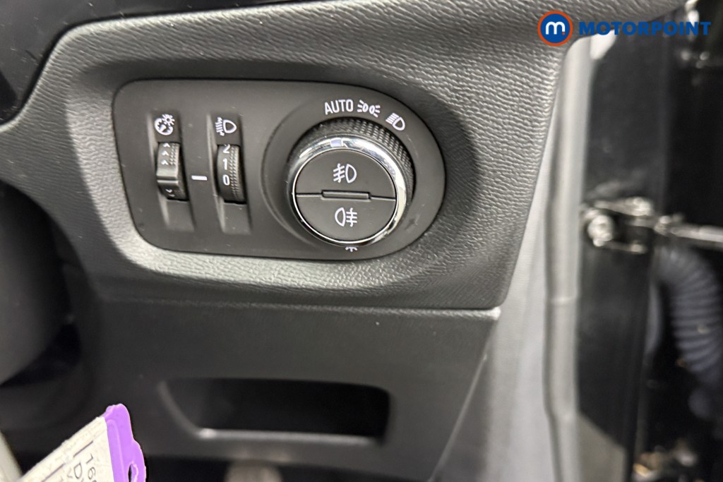 Vauxhall Corsa GS Manual Petrol Hatchback - Stock Number (1607933) - 14th supplementary image