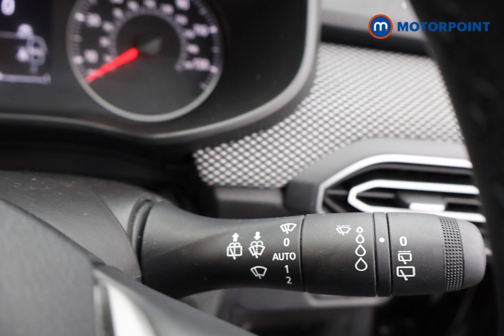 Dacia Sandero Expression Manual Petrol Hatchback - Stock Number (1608387) - 6th supplementary image