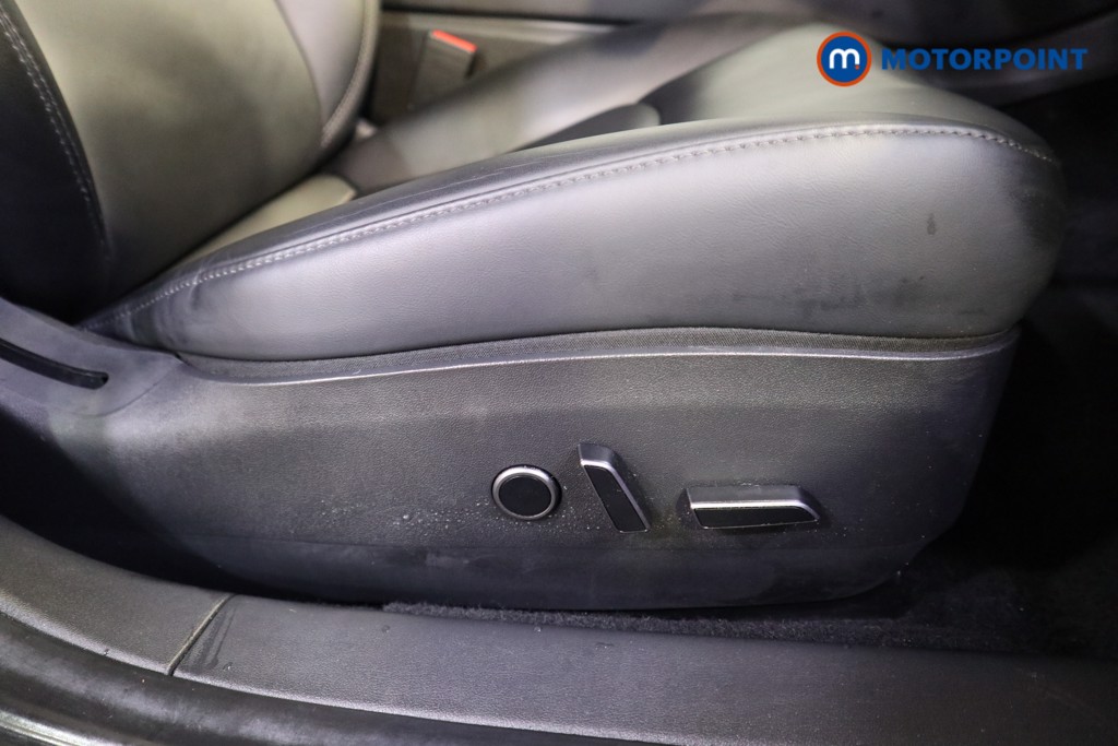 Tesla Model 3 Long Range Automatic Electric Saloon - Stock Number (1608930) - 16th supplementary image