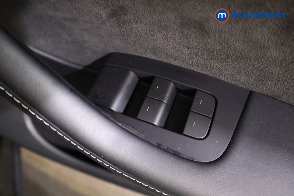 Tesla Model Y Rwd 5Dr Auto Automatic Electric SUV - Stock Number (1608974) - 13th supplementary image