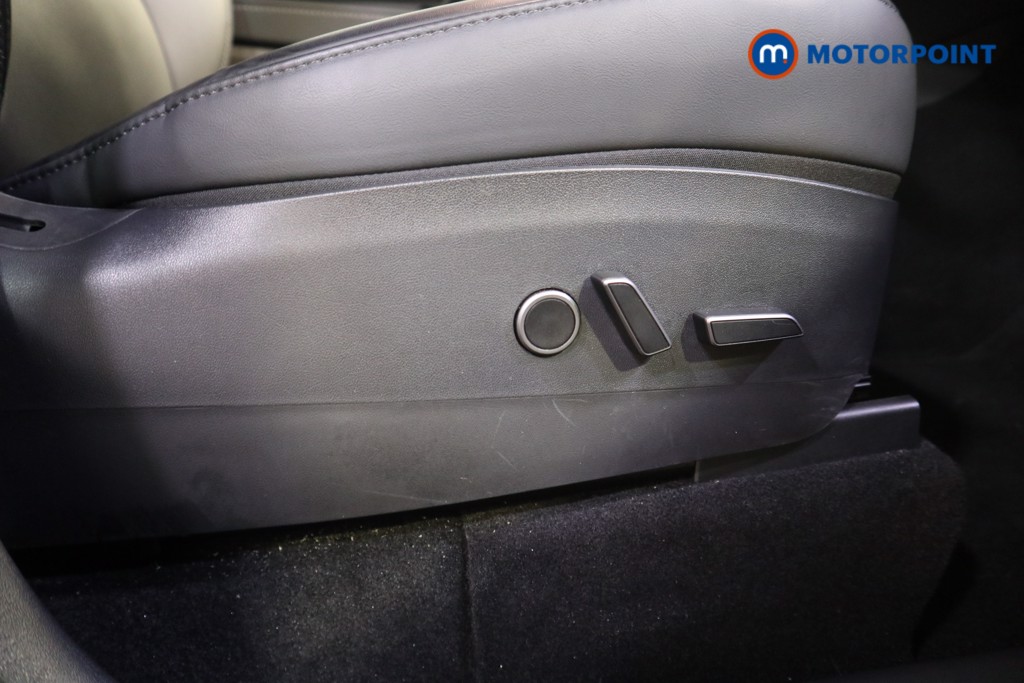 Tesla Model Y Rwd 5Dr Auto Automatic Electric SUV - Stock Number (1608974) - 15th supplementary image