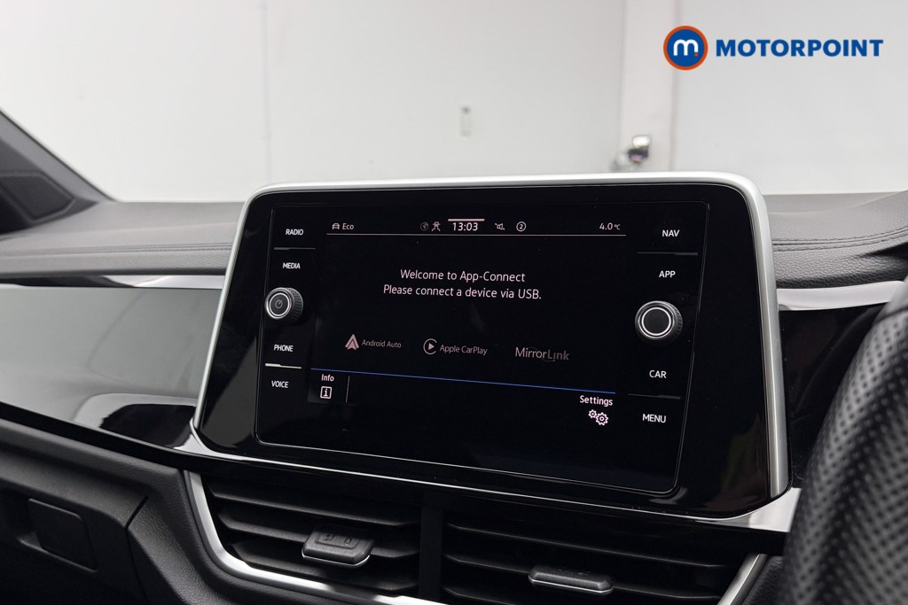 Volkswagen T-Roc R-Line Automatic Petrol SUV - Stock Number (1609534) - 11th supplementary image