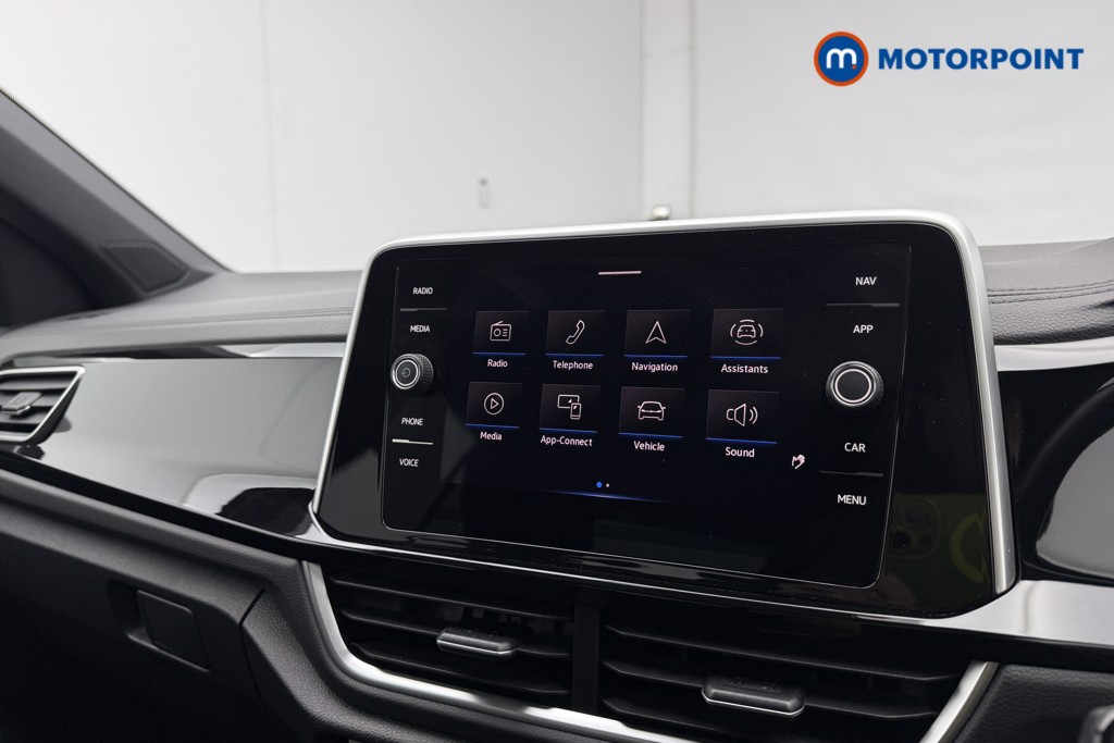 Volkswagen T-Roc R-Line Automatic Petrol SUV - Stock Number (1609538) - 10th supplementary image