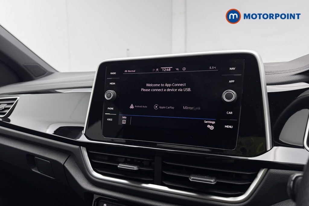 Volkswagen T-Roc R-Line Automatic Petrol SUV - Stock Number (1609538) - 11th supplementary image