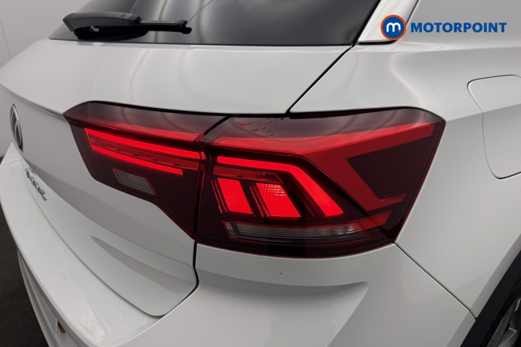 Volkswagen T-Roc R-Line Automatic Petrol SUV - Stock Number (1609538) - 18th supplementary image