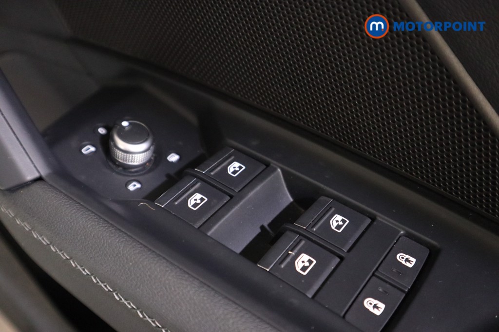 Audi A3 S Line Automatic Petrol Hatchback - Stock Number (1609896) - 16th supplementary image