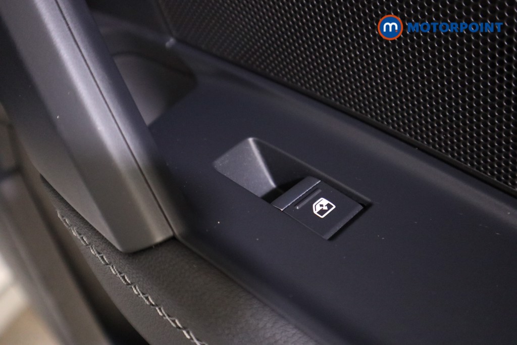 Audi A3 S Line Automatic Petrol Hatchback - Stock Number (1609896) - 22nd supplementary image