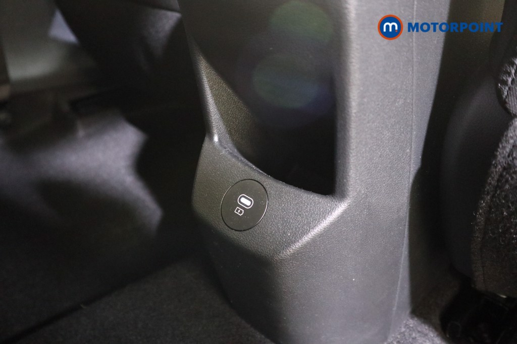 Hyundai I20 Premium Manual Petrol Hatchback - Stock Number (1610702) - 17th supplementary image