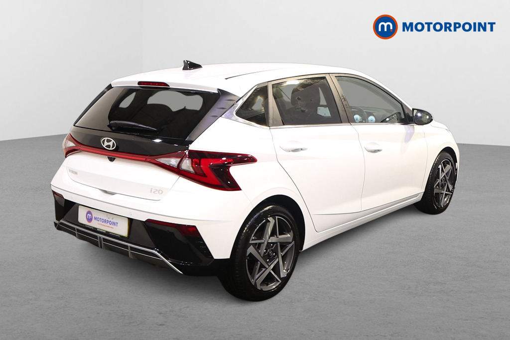 Hyundai I20 Premium Manual Petrol Hatchback - Stock Number (1610702) - Drivers side rear corner