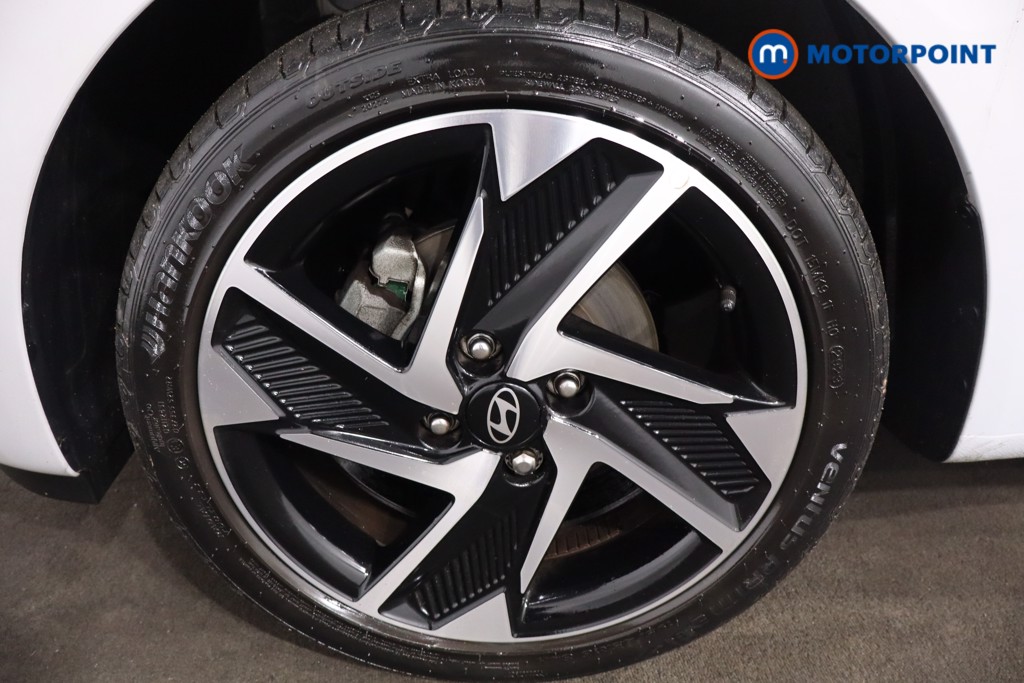 Hyundai I10 Premium Automatic Petrol Hatchback - Stock Number (1611416) - 11th supplementary image