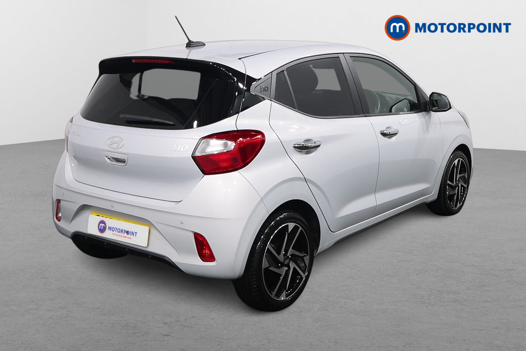 Hyundai I10 Premium Automatic Petrol Hatchback - Stock Number (1611416) - Drivers side rear corner