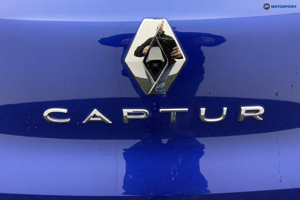 Renault Captur S Edition Automatic Petrol Plug-In Hybrid SUV - Stock Number (1611551) - 34th supplementary image