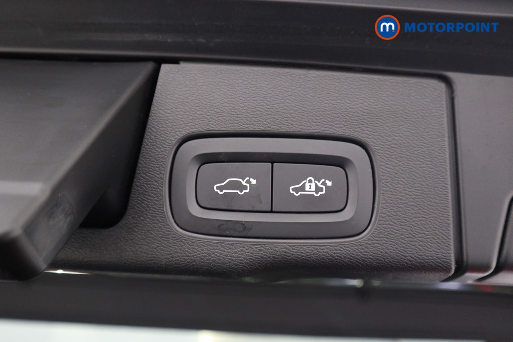 Volvo Xc60 R Design Automatic Petrol Plug-In Hybrid SUV - Stock Number (1611617) - 23rd supplementary image