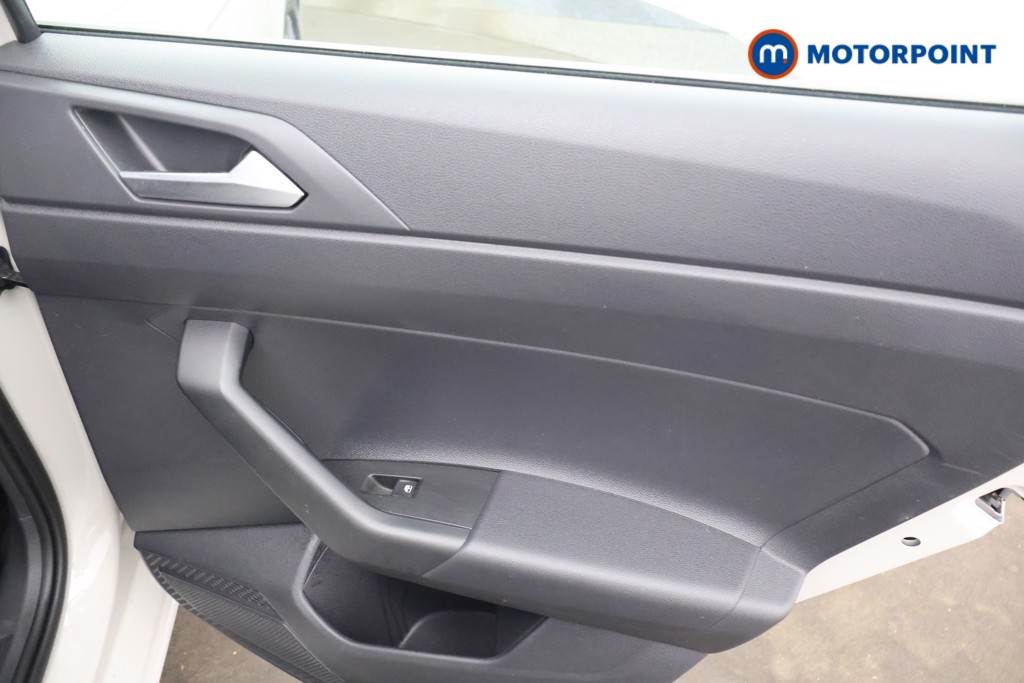 Volkswagen Polo Life Manual Petrol Hatchback - Stock Number (1611724) - 13th supplementary image