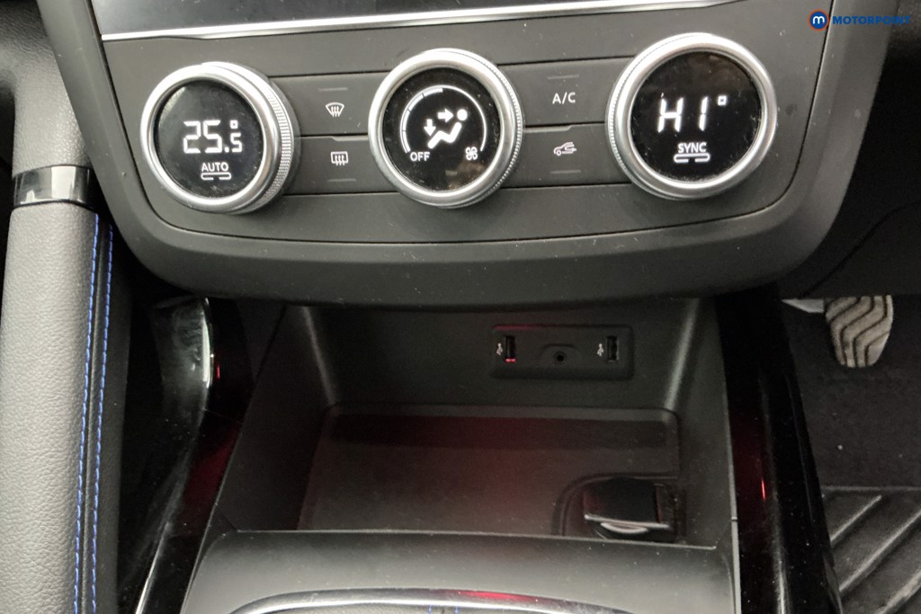 Renault Kadjar S Edition Manual Petrol SUV - Stock Number (1611991) - 23rd supplementary image