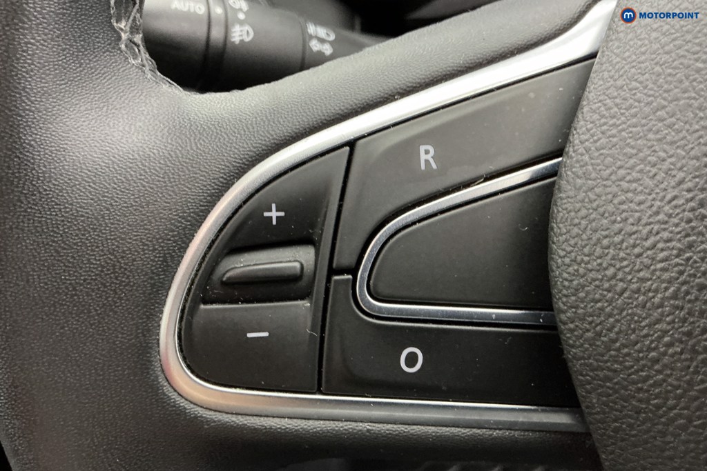 Renault Kadjar S Edition Manual Petrol SUV - Stock Number (1611991) - 25th supplementary image