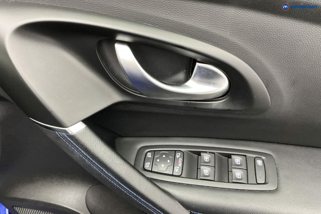 Renault Kadjar S Edition Manual Petrol SUV - Stock Number (1611991) - 30th supplementary image