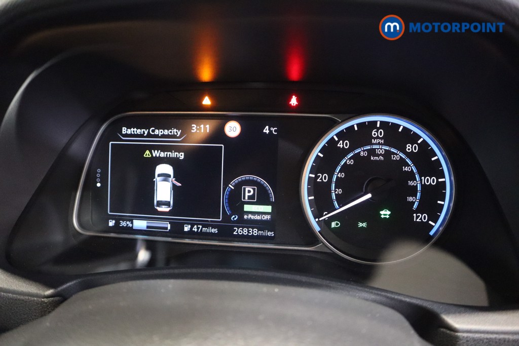 Nissan Leaf N-Connecta Automatic Electric Hatchback - Stock Number (1612121) - 4th supplementary image