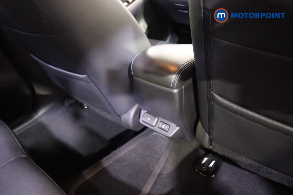 Nissan Leaf N-Connecta Automatic Electric Hatchback - Stock Number (1612121) - 20th supplementary image