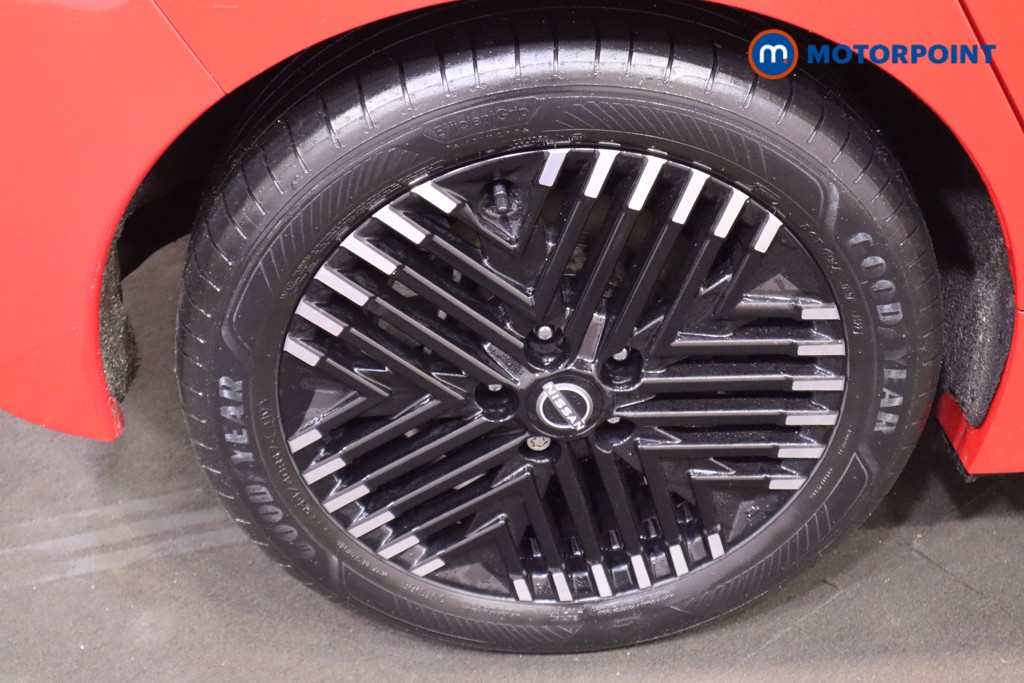 Nissan Leaf N-Connecta Automatic Electric Hatchback - Stock Number (1612121) - 22nd supplementary image